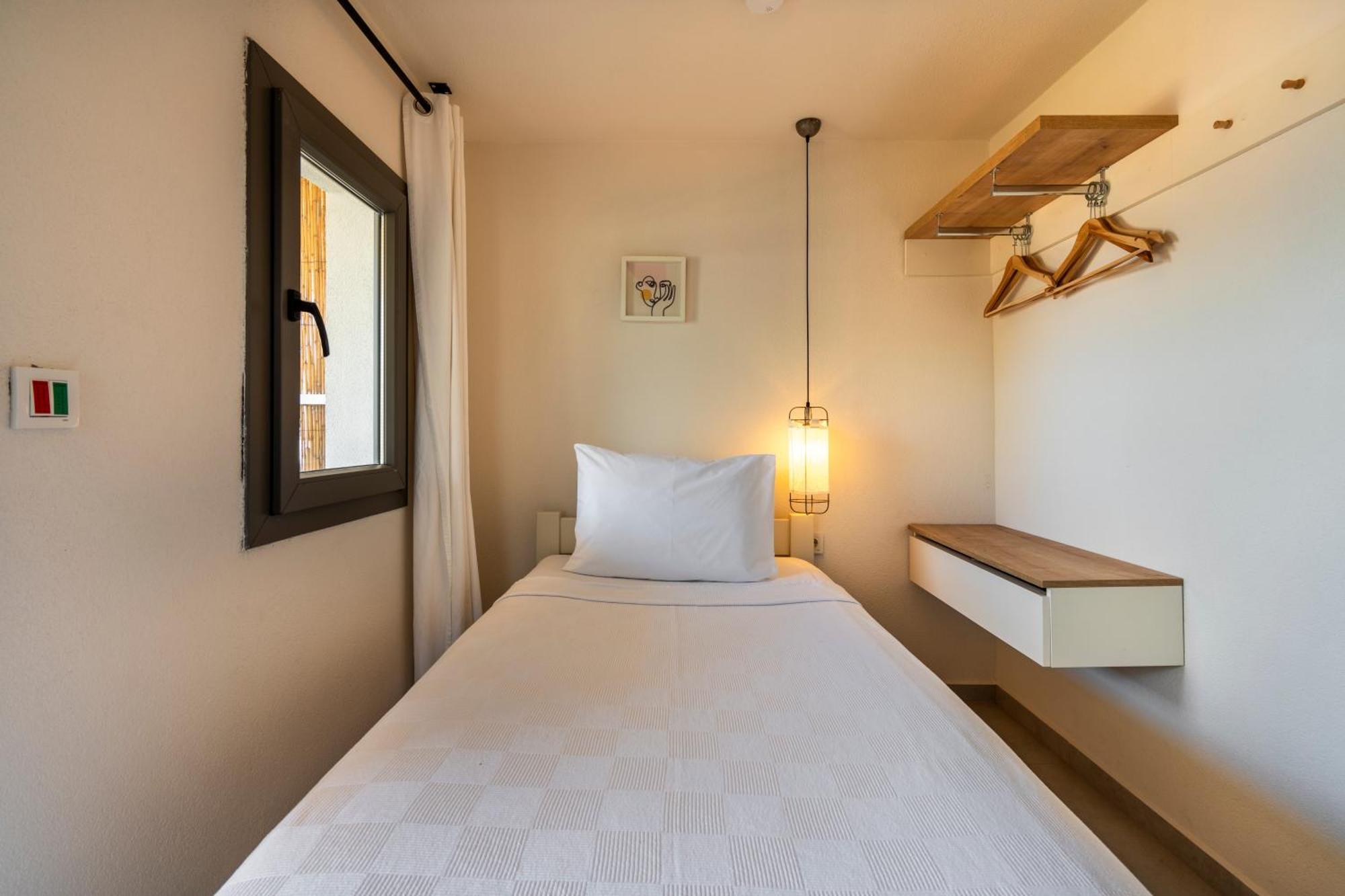גולטורקבוקו Daphnis Hotel מראה חיצוני תמונה